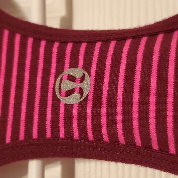 Lululemon Athletica Cool Razorback Hyper Stripe Raspberry Glow Light Plum Size 2 - Picture 6 of 7